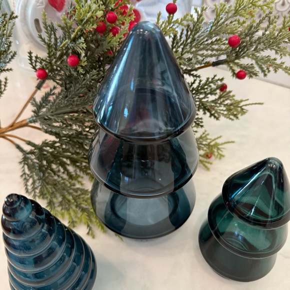Elegant Threshold Blue Glass Holiday Tree Set - Picture 3 of 6